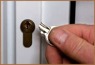 City Locksmith Shop Glendale, AZ 623-518-1111 - 5-broken-key